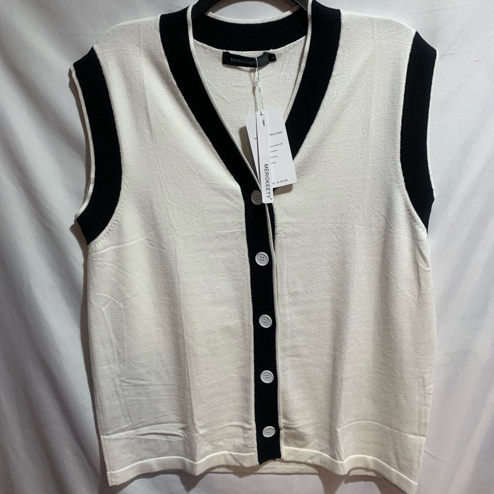White and Black Sleeveless Cardigan